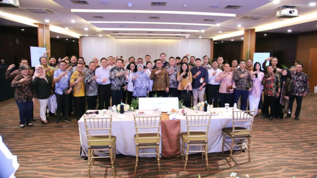 Officials launching Trade Expo Indonesia 2025